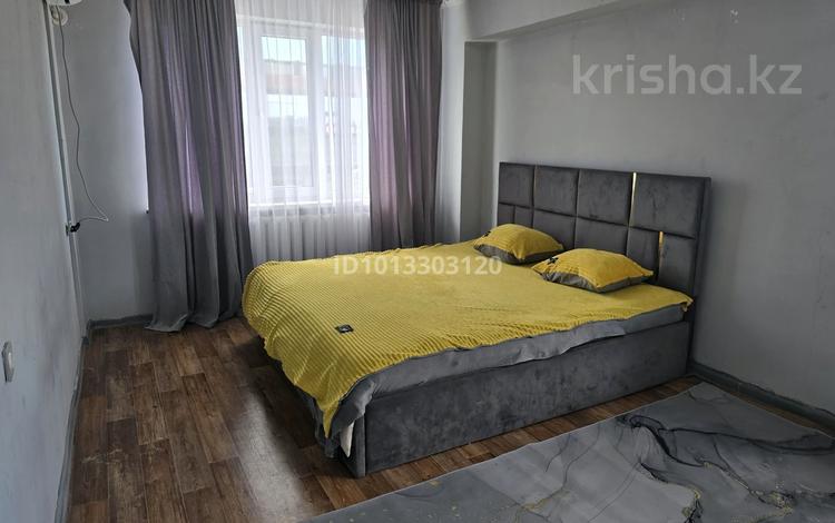 3-бөлмелі пәтер · 59.6 м² · 3/5 қабат, Авангард 2 12 91 — Мерей базар, бағасы: 15 млн ₸ в Атырау, мкр Авангард-2 — фото 2