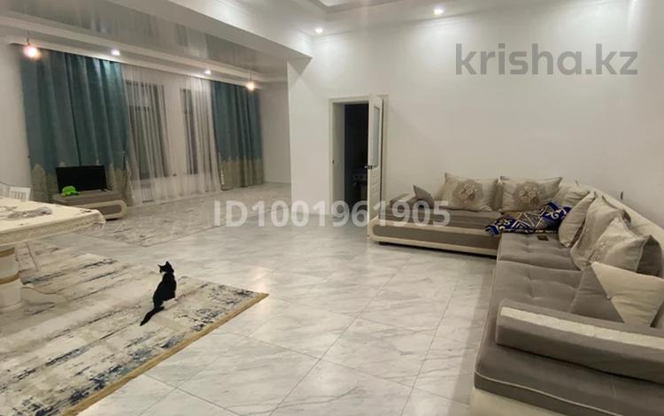 Отдельный дом · 6 комнат · 500 м² · 10 сот., Егемен2 за 1.7 млн 〒 в Кыргауылдах — фото 2
