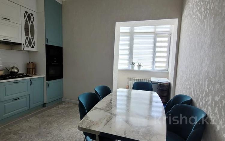 3-бөлмелі пәтер · 107 м² · 5/5 қабат, 34-ш/а. 14, бағасы: 28 млн ₸ в Актау, 34-й мкр — фото 2
