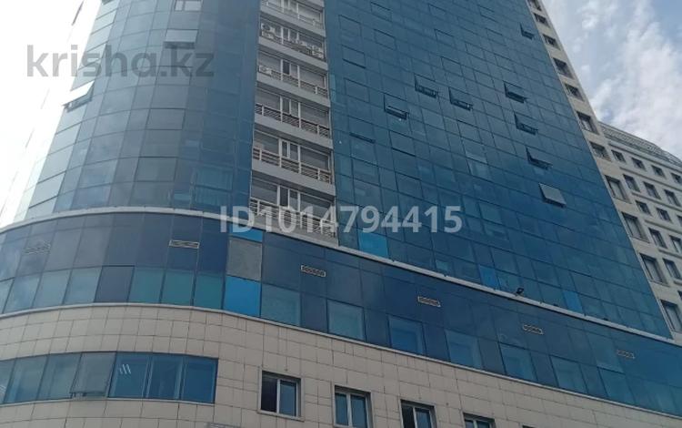 Свободное назначение, офисы, кабинеты и рабочие места · 37 м² за 480 000 ₸ в Астане, Есильский р-н — фото 6