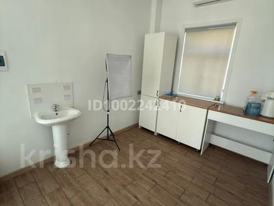Медцентры и аптеки · 15 м² за 120 000 ₸ в Шымкенте, Туран р-н