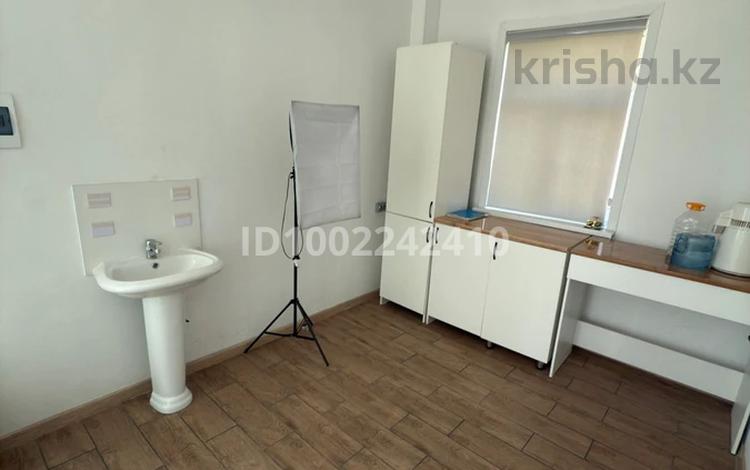 Медцентры и аптеки · 15 м² за 120 000 ₸ в Шымкенте, Туран р-н — фото 6