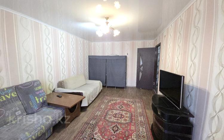 1-комнатная квартира · 33 м² · 1/5 этаж, Назарбаева за 130 000 ₸ в Петропавловске — фото 2