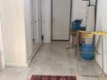 2-комнатная квартира · 76 м² · 9/9 этаж, мкр. Алмагуль, беркайыр Аманшин 74 за 20 млн ₸ в Атырау — фото 9