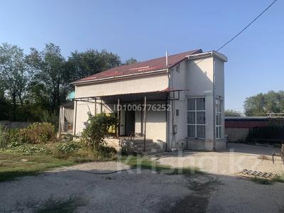 Отдельный дом · 6 комнат · 260 м² · 10 сот., Бурундайская 31 за 85 млн 〒 в Алматы, Турксибский р-н