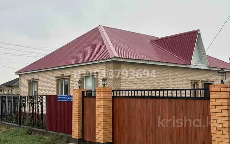 Отдельный дом · 4 комнаты · 150 м² · 10 сот., Косыбаева 56 за 20 млн ₸ в Атырау — фото 2