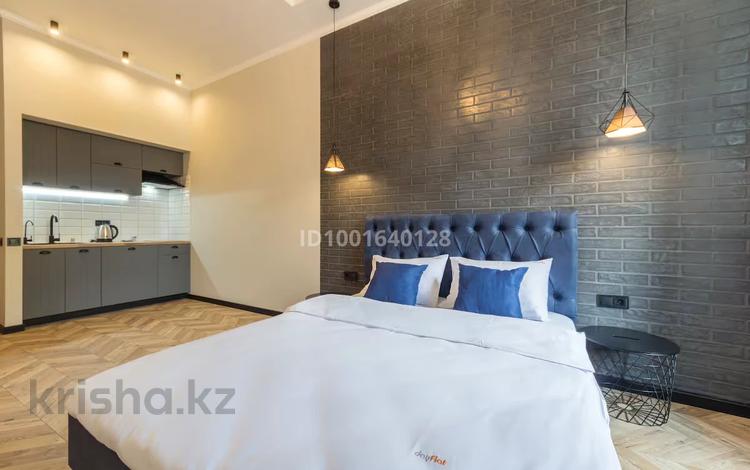 1-комнатная квартира · 54 м² · 6/15 этаж, 17-й мкр, 17 мкрн 7 за 15 000 ₸ в Актау — фото 3