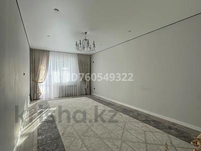 Пәтерлер в Атырауской обл.: 3-бөлмелі пәтер · 97 м² · 8/9 қабат, мкр Нурсая, Т. Жумагалиева 10, бағасы: 42 млн 〒 3-бөлмелі пәтер · 97 м² · 8/9 қабат, мкр Нурсая, Т. Жумагалиева 10, бағасы: 42 млн 〒 в Атырау