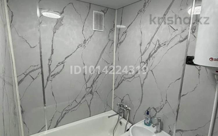 1-комнатная квартира · 31 м² · 2/5 этаж, Майкудук, 13й микрорайон за 90 000 ₸ в Караганде, Алихана Бокейханова р-н — фото 2