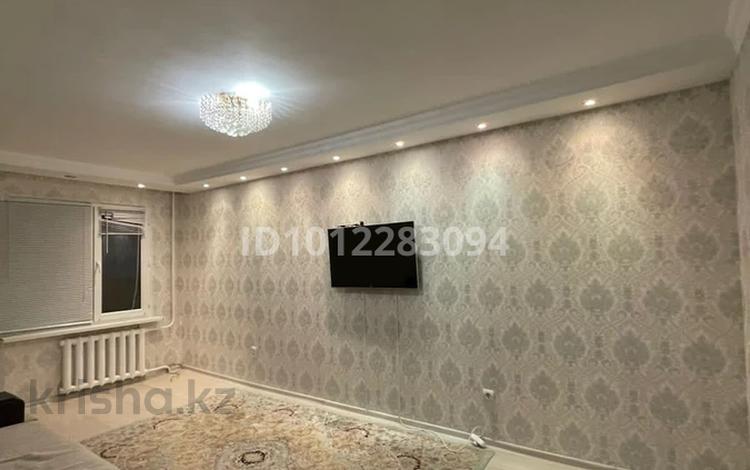3-комнатная квартира · 70 м² · 4/5 этаж, Мкр. Авангард-3 53 за 19.5 млн ₸ в Атырау, мкр Авангард-2 — фото 2