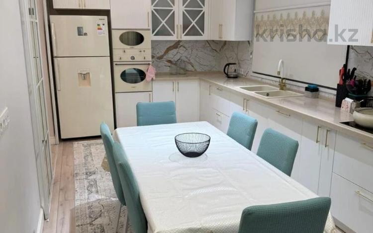 3-комнатная квартира · 110 м² · 4/20 этаж, Абая — Брусиловского за 82 млн ₸ в Алматы, Бостандыкский р-н — фото 4