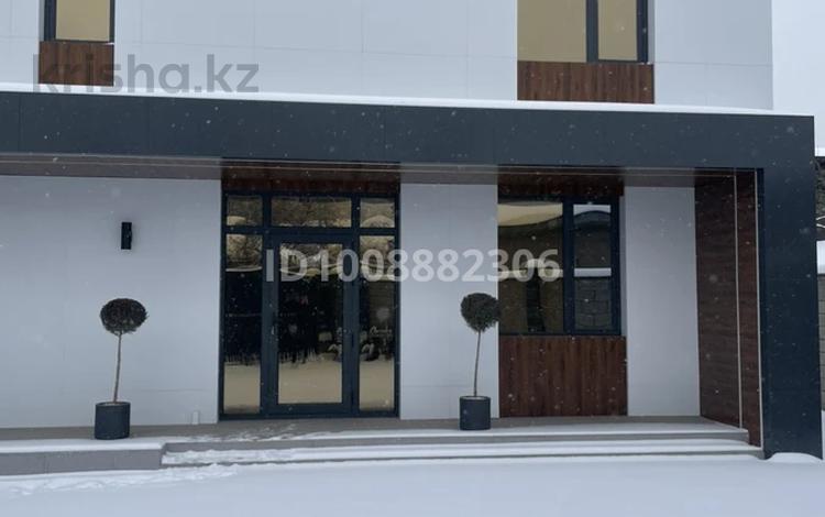 Еркін, кеңселер · 210 м², бағасы: 250 млн ₸ в Алматы, Медеуский р-н — фото 2
