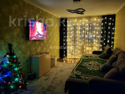 2-бөлмелі пәтер · 48 м² · 4/5 қабат, Майкудук, Майкудук, 18й микрорайон 17 — Ул. Карла Маркса, Ул. Бабушкина, бағасы: 12.5 млн ₸ в Караганде, Алихана Бокейханова р-н