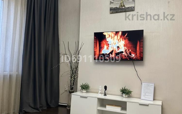 2-комнатная квартира · 60 м² · 2/9 этаж, мкр Юго-Восток, Шахтёров 31 А — Парк победы, ресторан Олимпия , теннисный центр. за 15 000 ₸ в Караганде, Казыбек би р-н — фото 8