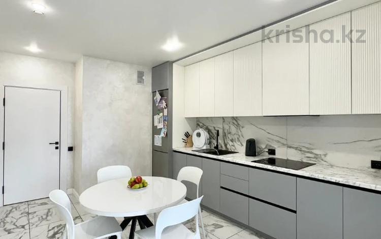 2-бөлмелі пәтер · 75 м² · 5/12 қабат, Тургут Озала 194, бағасы: 82 млн ₸ в Алматы, Алмалинский р-н — фото 2