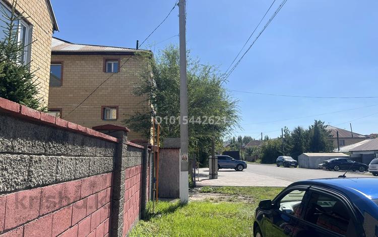 Жеке үй · 7 бөлме · 220 м² · 10 жүзд., Сырымбет — Обаган сырымбет, бағасы: 130 млн ₸ в Астане, Алматы р-н — фото 2