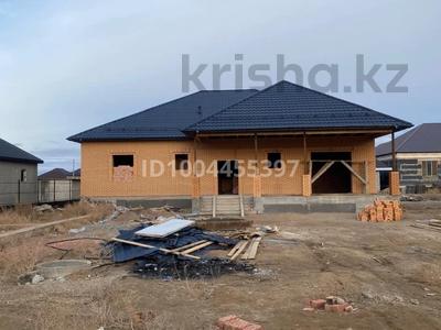 Отдельный дом · 6 комнат · 300 м² · 10 сот., Аманбай батыра — Западный район за 60 млн 〒 в Жезказгане