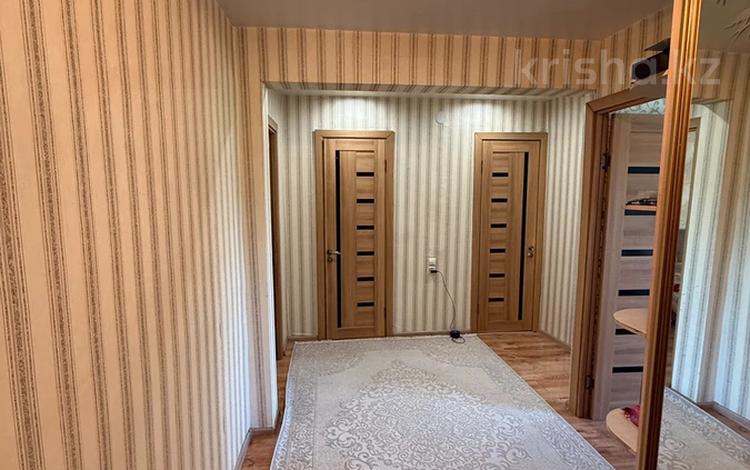 2-бөлмелі пәтер · 52 м² · 5/5 қабат, Кабанбай батыра 82 — Пристань-Новаторов, бағасы: 20 млн ₸ в Усть-Каменогорске — фото 2