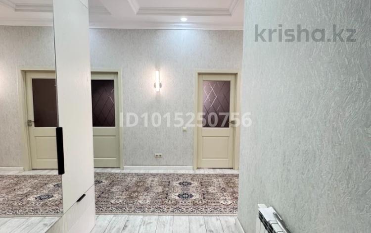 3-комнатная квартира · 117 м² · 3/10 этаж, 13-й мкр 54 за 55 млн ₸ в Актау — фото 2