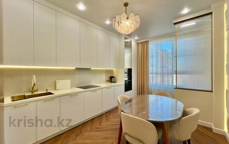 3-комнатная квартира · 90 м² · 12/14 этаж, Бухар Жырау 33 за 105 млн ₸ в Астане, Есильский р-н — фото 3