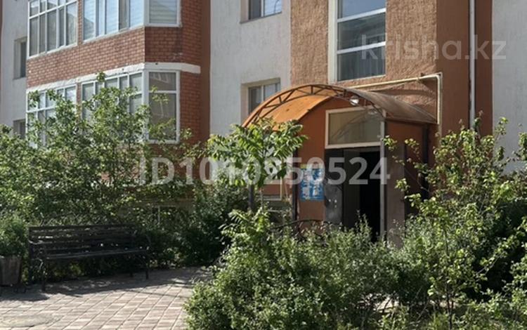 1-комнатная квартира · 52 м² · 3/5 этаж, 29-й мкр 33 за 170 000 ₸ в Актау — фото 2