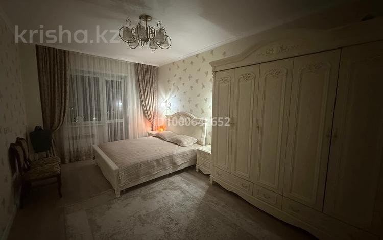 3-бөлмелі пәтер · 85 м² · 11/16 қабат, Ержанова 34/1, бағасы: 84 млн ₸ в Караганде, Казыбек би р-н — фото 2