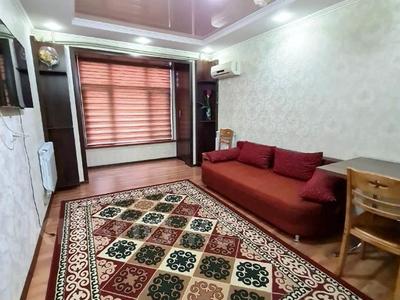 2-комнатная квартира, 45 м², 2/4 этаж посуточно, Бейбитшилик 4А за 12 000 〒 в Шымкенте, Аль-Фарабийский р-н