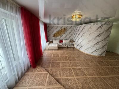 2-комнатная квартира · 112 м² · 4/5 этаж, ул. Торайгырова 113 за 400 000 ₸ в Павлодаре