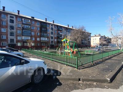 2-бөлмелі пәтер, 43 м², 2/5 қабат, 342 квартал 16 — Апрель,8 школа, бағасы: 13.7 млн 〒 в Семее