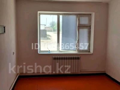 2-комнатная квартира · 53 м², Устабаева 1 за 45 000 ₸ в 