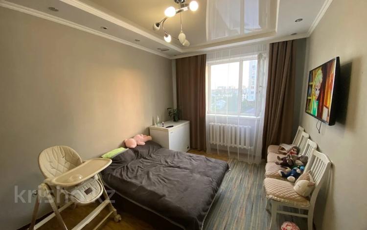 3-комнатная квартира · 80.2 м² · 6/18 этаж, Сарыарка 17 за 35 млн ₸ в Астане, Сарыарка р-н — фото 2