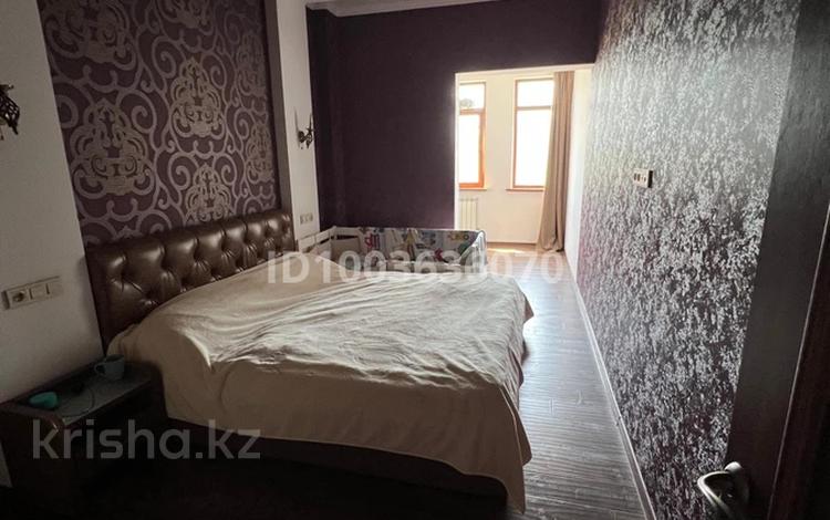 3-бөлмелі пәтер · 100 м² · 8/9 қабат, Богенбай батыра 279 — ул. Богенбай батыра, ул Айманова, бағасы: 450 000 ₸ в Алматы, Алмалинский р-н — фото 2