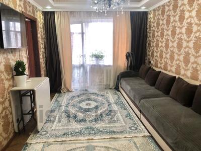 4-комнатная квартира · 61.4 м² · 5/5 этаж, Майкудук, 15й микрорайон за 13.4 млн ₸ в Караганде, Алихана Бокейханова р-н