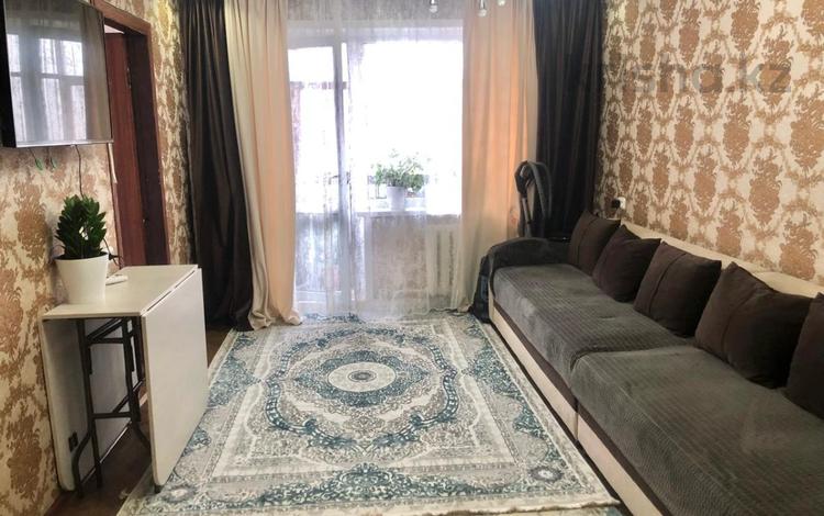 4-комнатная квартира · 61.4 м² · 5/5 этаж, Майкудук, 15й микрорайон за 13.4 млн ₸ в Караганде, Алихана Бокейханова р-н — фото 2