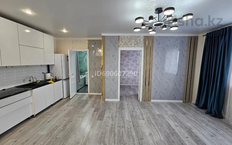 3-комнатная квартира, 48.7 м², 6/6 этаж, мкр Пригородный, E 522 9