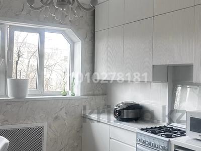 2-комнатная квартира · 60 м² · 4/9 этаж, мкр Жетысу-2 — Саина Улугбека за 55 млн ₸ в Алматы, Ауэзовский р-н