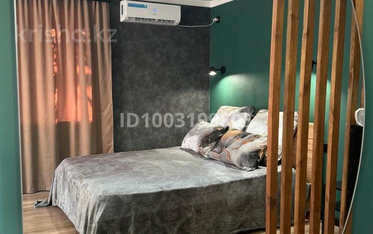 1-комнатная квартира · 34 м² · 3/5 этаж, мкр Новый Город, Можайского 5 за 15 000 ₸ в Караганде, Казыбек би р-н — фото 2