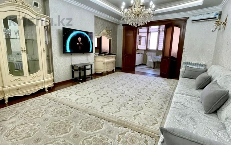 2-комнатная квартира · 100 м² · 5 этаж, Кунаева 39 за 400 000 ₸ в Шымкенте, Туран р-н — фото 2