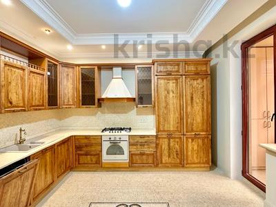 5-комнатная квартира · 225 м² · 2/6 этаж, Рахмадиева 12 — ТОРГ за 200 млн ₸ в Алматы