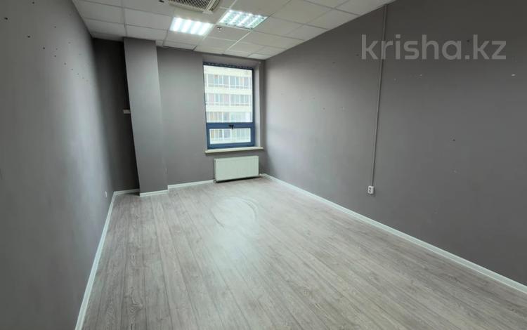 Кабинеты и рабочие места · 31.2 м² за 202 800 ₸ в Астане, Сарыарка р-н — фото 2