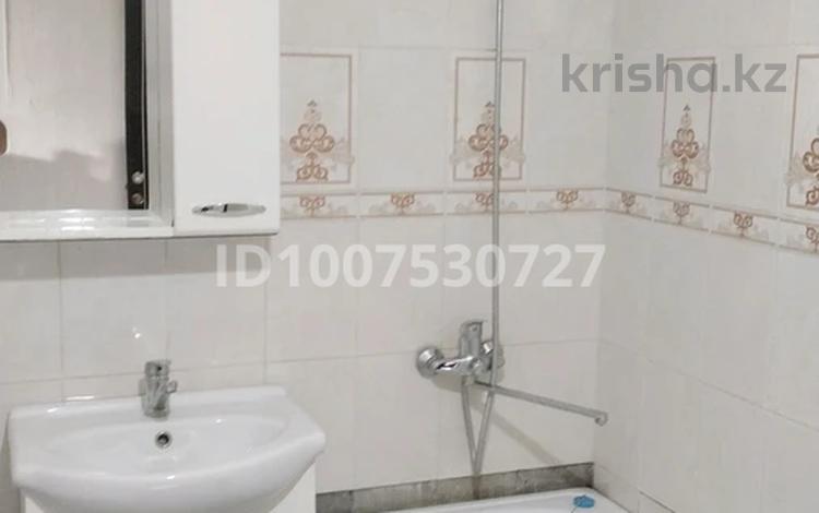 1-комнатная квартира · 55 м² · 5/6 этаж, мкр Астана за 130 000 ₸ в Уральске — фото 2