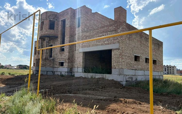 Отдельный дом · 5 комнат · 450 м² · 15 сот., Байтерек — Республика за 47 млн ₸ в Косшы — фото 2