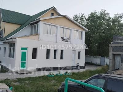 Отдельный дом · 7 комнат · 350 м² · 10 сот., Майкудук, Линейная 33 за 28 млн ₸ в Караганде, Алихана Бокейханова р-н