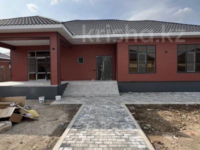 Отдельный дом · 4 комнаты · 200 м² · 5 сот., Гимназия за 40 млн 〒 в Каскелене