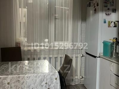 1-комнатная квартира · 40 м² · 2/5 этаж, Майкудук, Мкр Голубые пруды 14 за 15 млн ₸ в Караганде, Алихана Бокейханова р-н