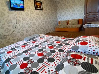 1-комнатная квартира, 40 м², 5/9 этаж посуточно, Чокина 34 за 7 000 〒 в Павлодаре