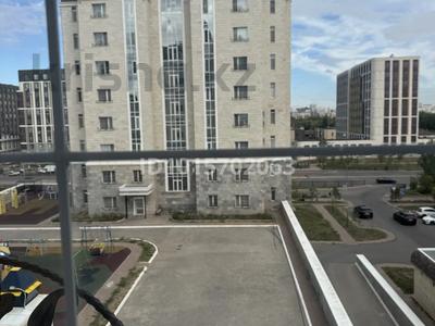 2-бөлмелі пәтер · 78.8 м² · 5/8 қабат, Алихан Бокейхан 29, бағасы: 400 000 ₸ в Астане, Есильский р-н