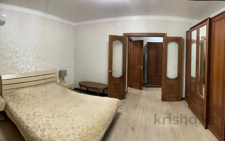 1-бөлмелі пәтер, 41.4 м², 6/9 қабат ай сайын, мкр Самал-2 80, бағасы: 320 000 〒 в Алматы, Медеуский р-н — фото 3