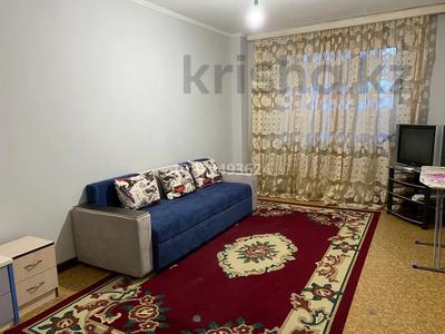 2-комнатная квартира, 80 м², 4/8 этаж помесячно, Райымбека за 300 000 〒 в Алматы