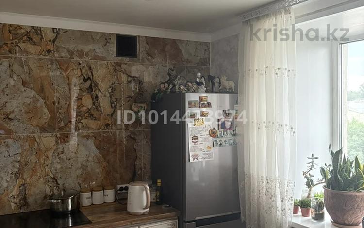3-комнатная квартира · 58 м² · 5/6 этаж, набережная 10 — Район аквапарка за 30 млн ₸ в Семее — фото 2